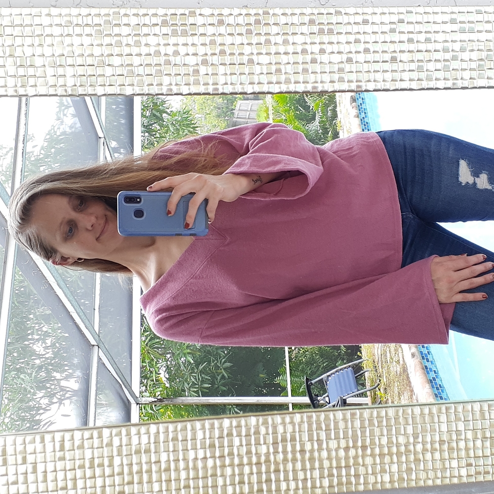 Pink/mauve long sleeve top